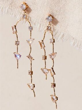 Evie Jewelry Luna Earrings